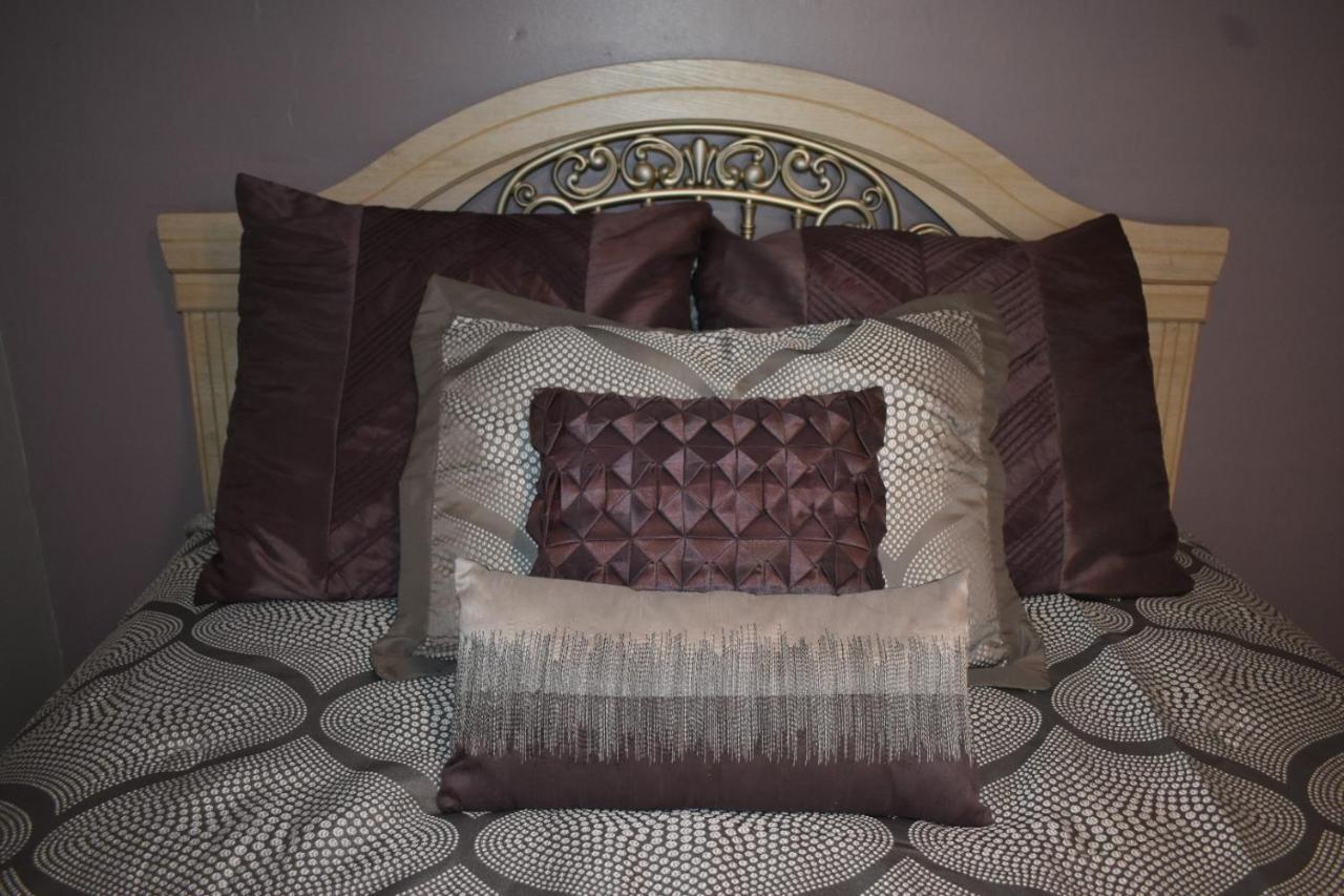 Cozy 2 Bedroom House Adrian Luaran gambar